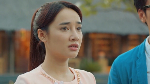 Tuổi thanh xuân 2: Mạnh Trường nắm tay kéo Nhã Phương đi trước mặt Kang Tae Oh - 7