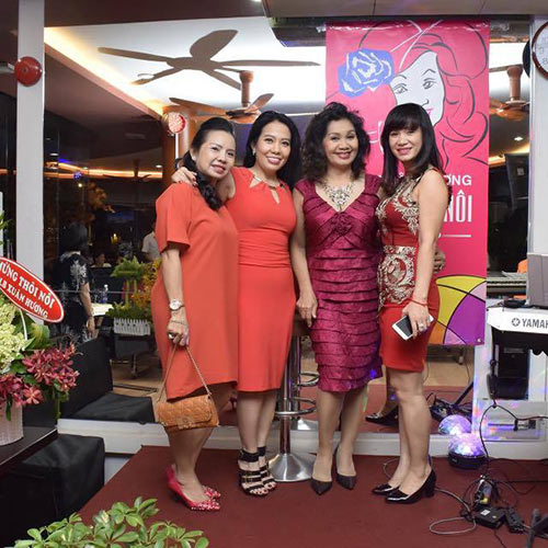 Sau khi ly hôn Thanh Bạch, nghệ sĩ Xuân Hương sống ra sao? - 5