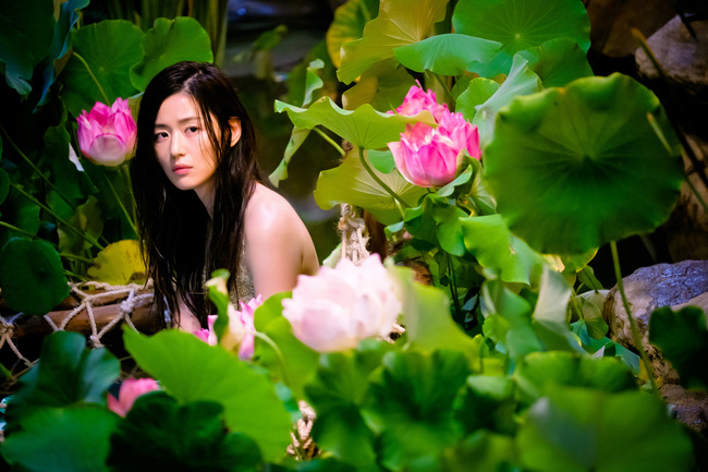 Những lý do khiến Jeon Ji Hyun là amp;#34;mẹ bỉm sữaamp;#34; tốt số nhất showbiz Hàn - 5