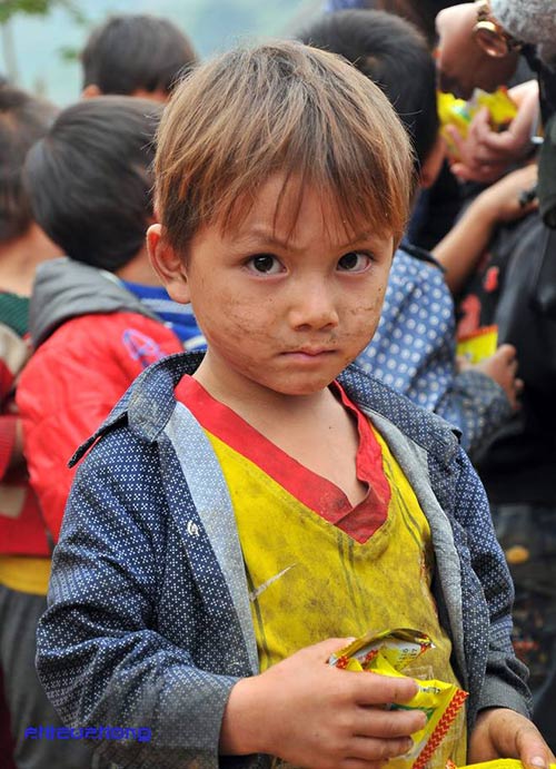 Sau amp;#34;hoa hậu nhíamp;#34; Sơn La, amp;#34;soái ca nhíamp;#34; Yên Bái lại đang đốn tim cư dân mạng - 1