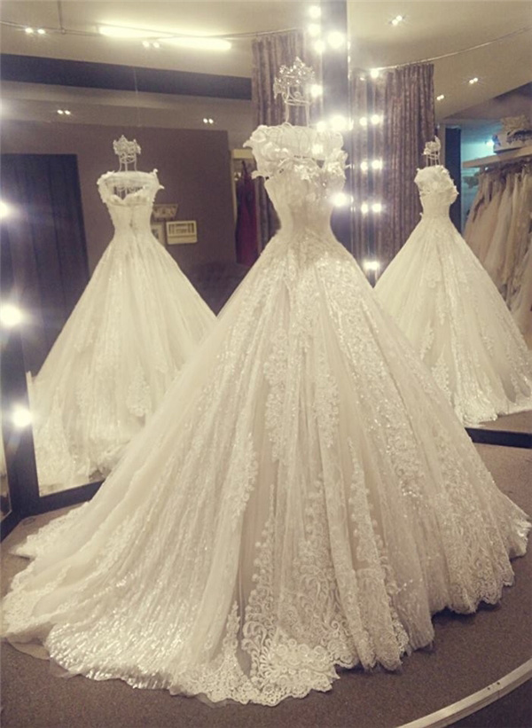 Váy cưới dáng bồng công chúa QNB89 | Quyên Nguyễn Bridal