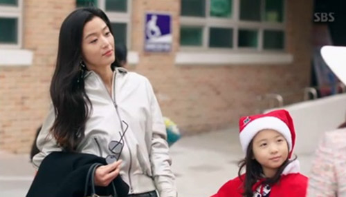 Huyền thoại biển xanh tập 11: Vì yêu, Lee Min Ho sẵn lòng làm trò amp;#34;siêu lầyamp;#34; thế này! - 11