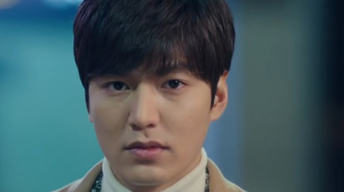 Huyền thoại biển xanh tập 11: Vì yêu, Lee Min Ho sẵn lòng làm trò amp;#34;siêu lầyamp;#34; thế này! - 1