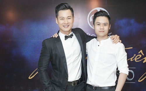 Thiếu gia Phan Thành bảnh bao đến chúc mừng Đức Tuấn - 1