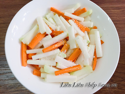 Dưa su hào muối chua giòn giòn chống ngán - 3