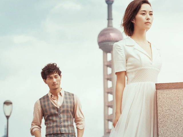 Nửa đêm nhận tin nhắn: “Em đang ngủ với sếp”, tôi cũng chỉ biết cắn răng chấp nhận - 1