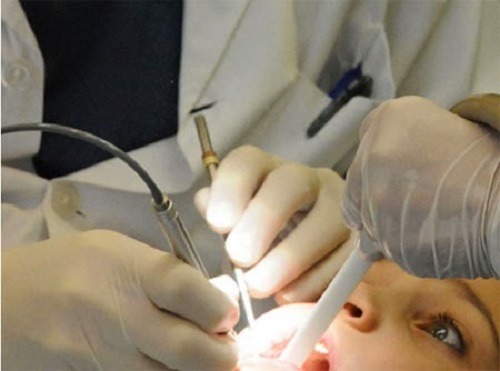 Ngoài sốc phản vệ do gây mê, cắt amidan còn có những tai biến nguy hiểm nào khác? - 2