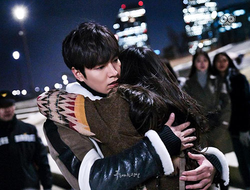 Huyền thoại biển xanh tập 13: Trong quá khứ, Lee Min Ho và Jeon Ji Hyun đã amp;#34;cùng chếtamp;#34; như thế này! - 8