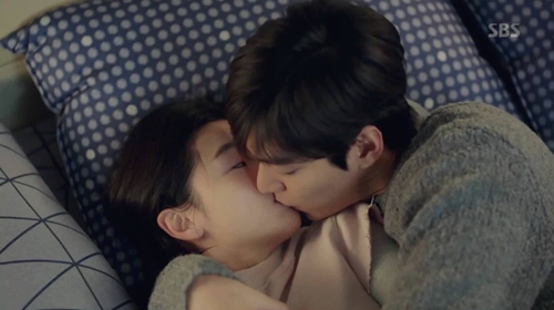 Huyền thoại biển xanh tập 13: Trong quá khứ, Lee Min Ho và Jeon Ji Hyun đã amp;#34;cùng chếtamp;#34; như thế này! - 6