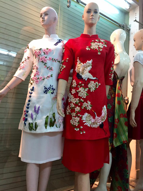 Áo dài thêu ruy băng hot nhất năm nay