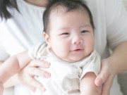 Làm mẹ - Những mốc phát triển mà trẻ 3 tháng tuổi cần phải đạt được