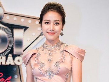 MC cá tính Phí Linh lo lắng khi dẫn Cặp đôi hoàn hảo phiên bản đặc biệt