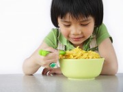 Làm mẹ - Bé 5 tuổi nặng 15kg, cao 96cm có phải suy dinh dưỡng thấp còi?