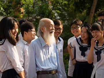 Thầy Văn Như Cương qua đời: Ước nguyện gửi qua hàng nghìn con hạc giấy