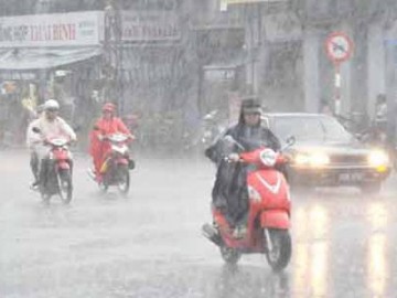 Tin mới bão số 11: Liên tục đổi hướng, Bắc Bộ và Bắc Trung Bộ mưa to từ đêm nay