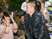 Giải trí - Xuân Hinh: "Nửa đêm đi diễn về, gọi mãi vợ xuống mở cửa mới biết... nhầm nhà"