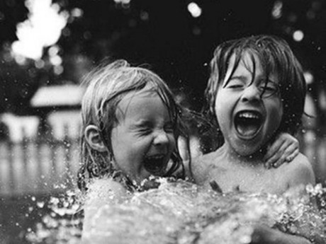 Nếu bạn chưa biết thế nào là hạnh phúc thật sự, hãy ngắm nhìn những nụ cười này