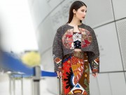 Thời trang - Diện đồ Việt Nam Diễm My 9X vẫn khiến hàng triệu trái tim tại Seoul Fashion Week rung động