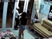 Clip Eva - Thanh niên thản nhiên vào tận nhà lục đồ, trộm điện thoại trước mặt gia chủ