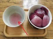 Làm mẹ - Mách mẹ bài thuốc trị ho cho trẻ bằng hành tây chỉ làm trong ít phút