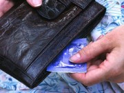 Eva tám - Vợ phát hiện sự thật cay đắng trong lần đi mua bao cao su cho chồng