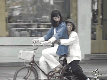 Cách đây 20 năm, Hồng Vân và Thành Lộc trong MV trông như thế nào