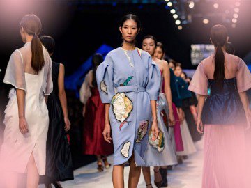 Hoạ tiết vẽ lên ngôi tại  Vietnam International Fashion Week 2017