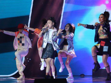 Tiên Cookie dạy học trò Giặt xong lại mặc gây sốt mạnh mẽ tại The Voice Kids