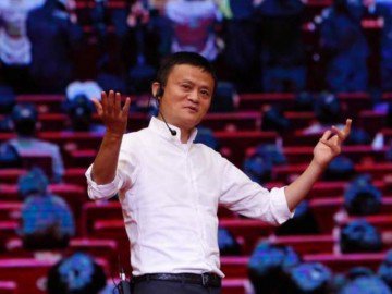 Tỷ phú Jack Ma gửi đến các bạn trẻ Việt Nam: Đừng bao giờ kêu ca không còn cơ hội