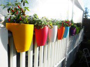 Nhà đẹp - Muốn trồng rau, hoa mà nhà chật thì nhất định phải sắm những kiểu chậu treo này