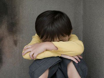 6 dấu hiệu dễ nhận biết nhất báo hiệu trẻ có thể đang bị bạo hành ở trường