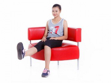 Những bài tập với ghế sô-pha giúp nàng chẳng phải đi đâu khi trời rét