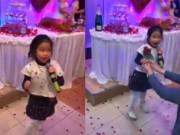 Clip Eva - Em bé khoe giọng trong đám cưới với "Tiếng đàn Ta Lư" khiến dân tình phát sốt