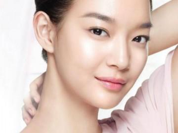 Trang điểm trong veo, căng mọng chuẩn kiểu Hàn Quốc