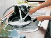 Clip Eva - Đánh bay mảng bám đáy nồi chỉ "trong 1 nốt nhạc" với những nguyên liệu bếp nào cũng có