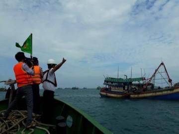 TP HCM, Bà Rịa - Vũng tàu: Nghỉ học, ngừng chợ, di dân chống bão số 16