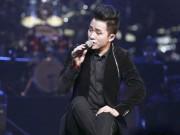 Giải trí - Bị "ném đá" vì hát Bolero dở, Tùng Dương nhanh chóng đáp trả: "Hát chơi cho vui"