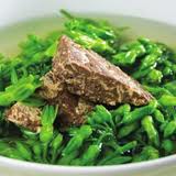 Canh đuôi lợn nấu củ dền thơm ngon - 13