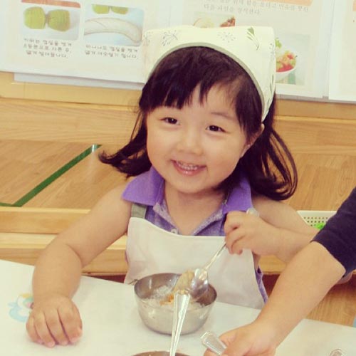 Bé Hàn nổi tiếng thế giới vì quá cute