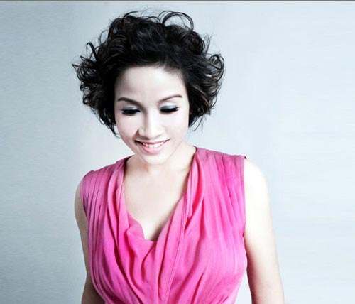 Diva Mỹ Linh: Chưa bao giờ thôi quyến rũ dù chỉ để tóc ngắn