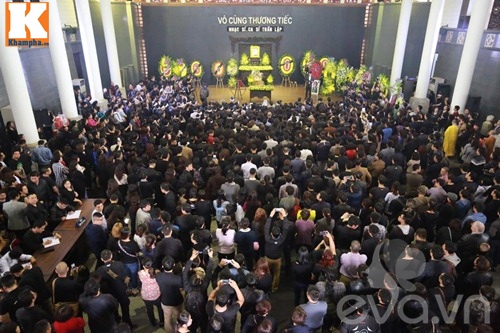 Đoàn xe motor tiễn đưa nhạc sĩ Trần Lập về nơi an nghỉ - 36