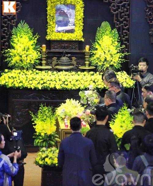 Đoàn xe motor tiễn đưa nhạc sĩ Trần Lập về nơi an nghỉ - 49