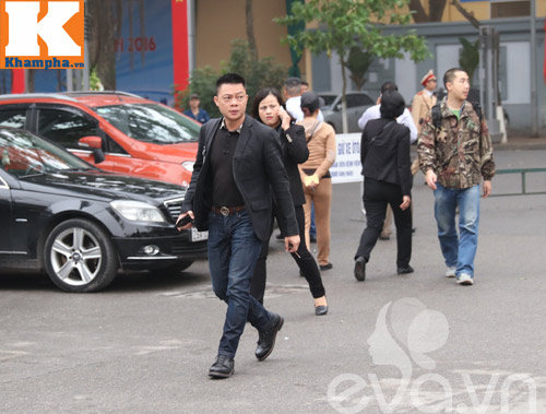 Bí thư Đinh La Thăng đến viếng NS Trần Lập - 24