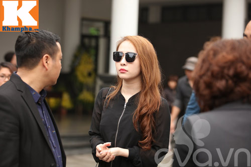 Bí thư Đinh La Thăng đến viếng NS Trần Lập - 15