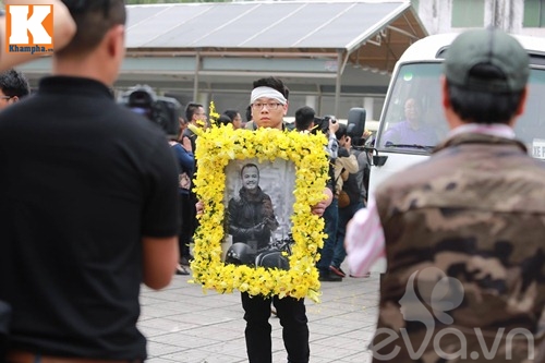 Đoàn xe motor tiễn đưa nhạc sĩ Trần Lập về nơi an nghỉ - 22