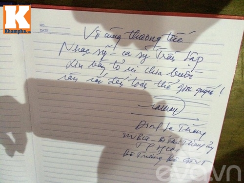 Bí thư Đinh La Thăng đến viếng NS Trần Lập - 9