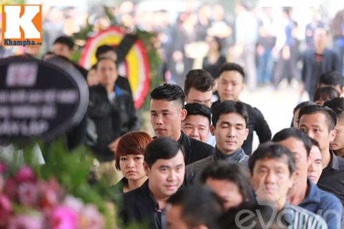 Bí thư Đinh La Thăng đến viếng NS Trần Lập - 18