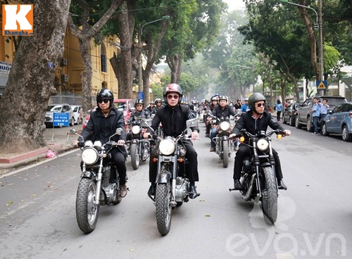 Đoàn xe motor tiễn đưa nhạc sĩ Trần Lập về nơi an nghỉ - 1