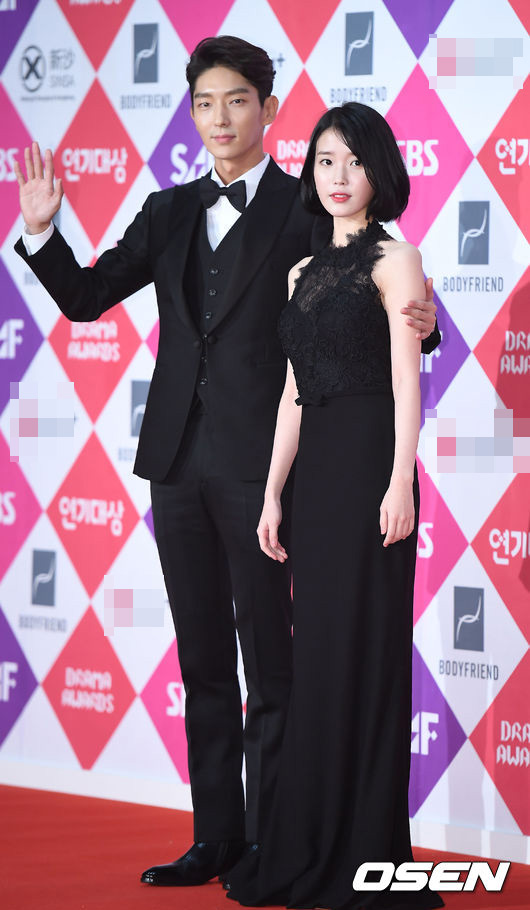Không có Jeon Ji Hyun, Lee Min Ho tái ngộ amp;#34;tình cũamp;#34; trên thảm đỏ - 7