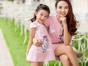 Thời trang - Mẹ con Hoa hậu Ngọc Diễm ngọt ngào dạo phố với đồ đôi